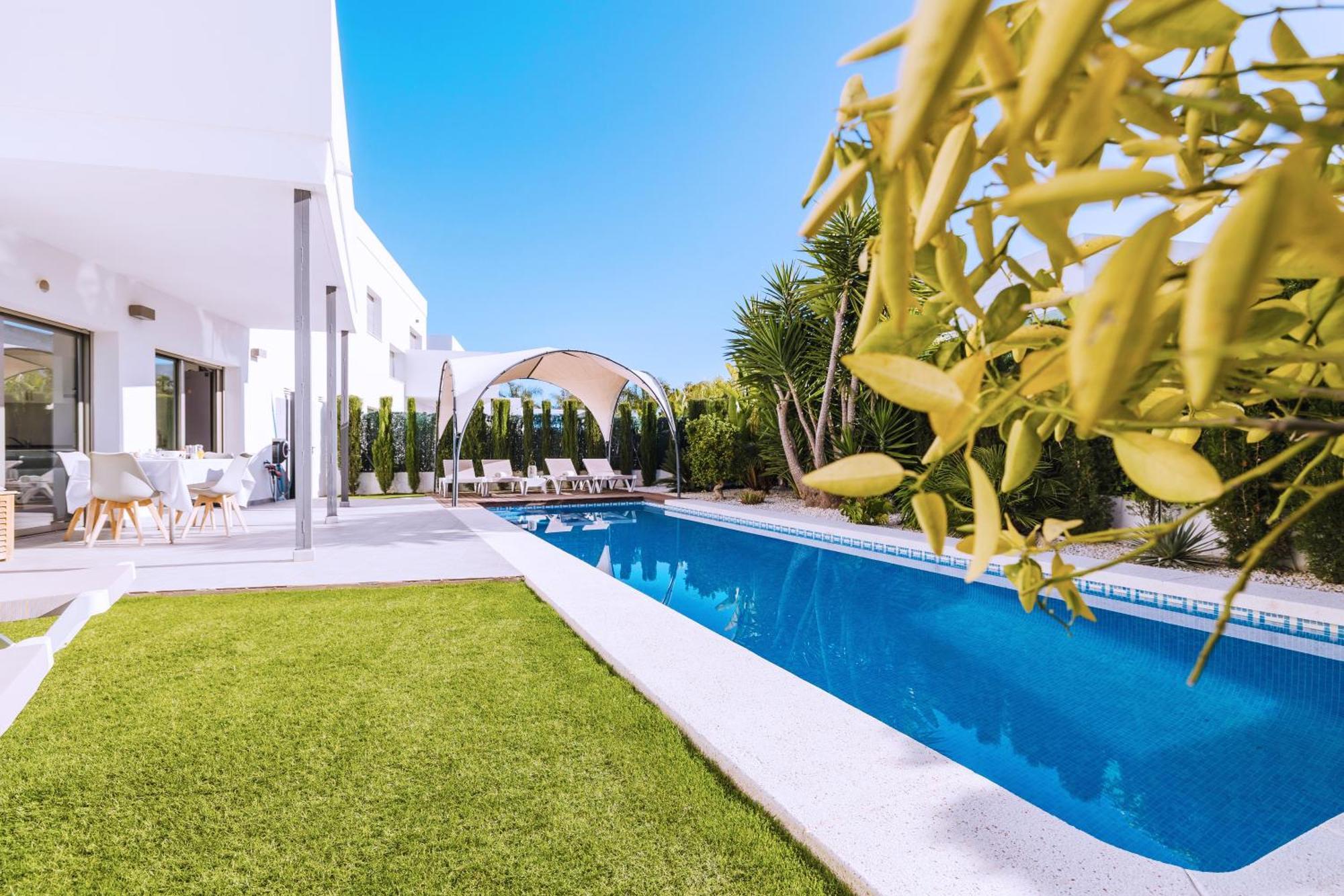 Casa Coco Stylisches Beachhouse Mit Pool & Sundeck Els Poblets Denia Bagian luar foto