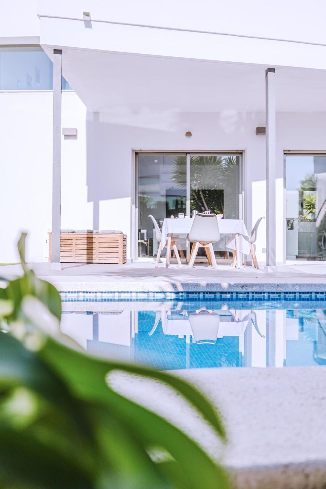 Casa Coco Stylisches Beachhouse Mit Pool & Sundeck Els Poblets Denia Bagian luar foto